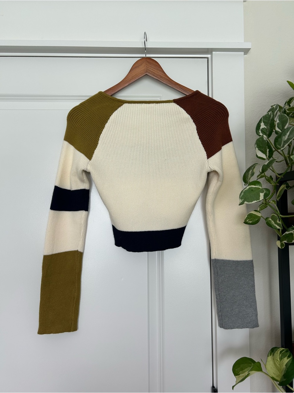 Striped Ribbed Square-Neck Cropped Sweater - Picture 4 of 4